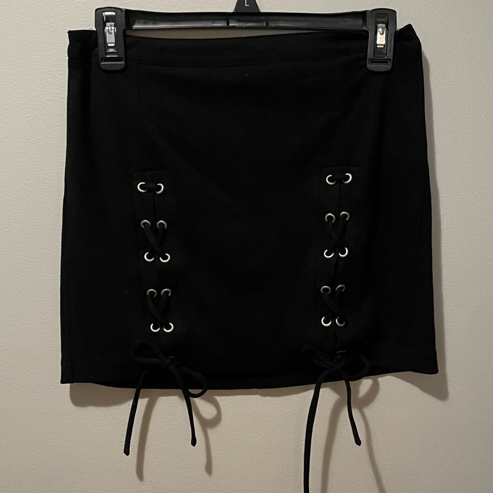 Forever 21 pseudo-suede mini skirt. Size M